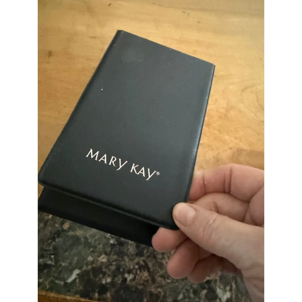 Mary Kay Black Magnetic Makeup Palette Compact‎ Travel Beauty Organizer